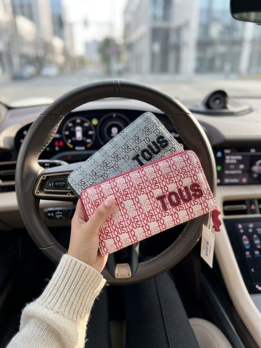 CARTERA/MUÑEQUERA TOUZ