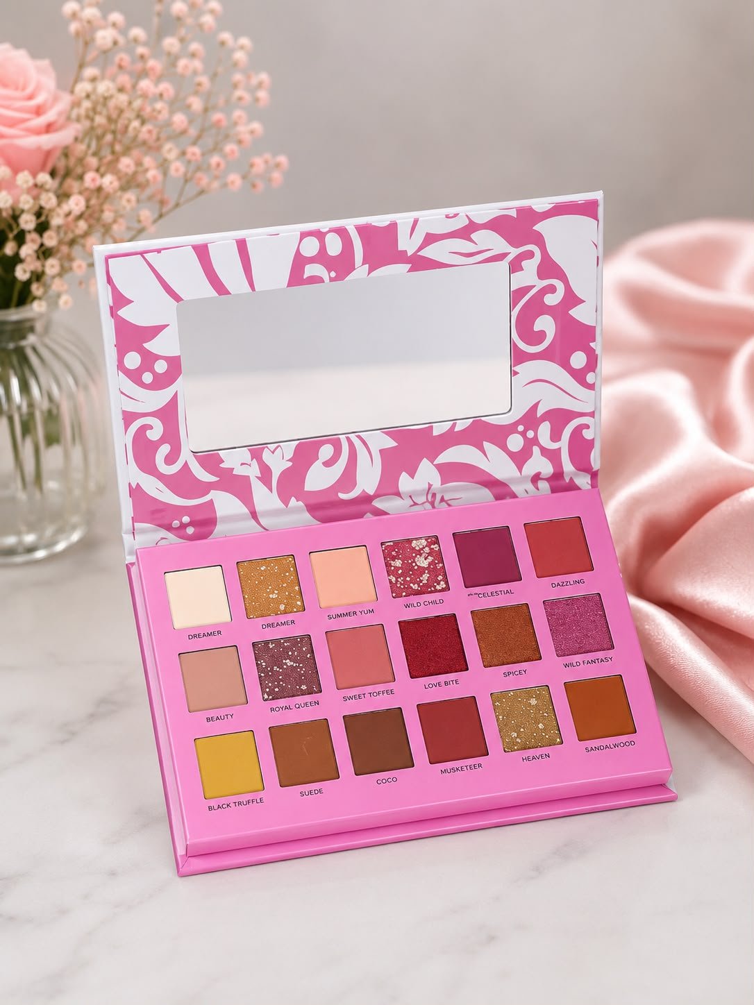 PALETA YARA DE SOMBRAS PARA OJOS - Image 4